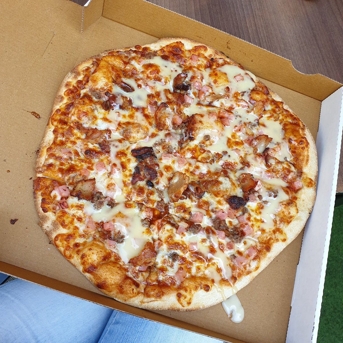 🍕🍕🍕 Pizza Day 🍕🍕🍕 Hoy probamos <a href="/FastMarruzella/">marruzella fast food</a>  en Sevilla Este.