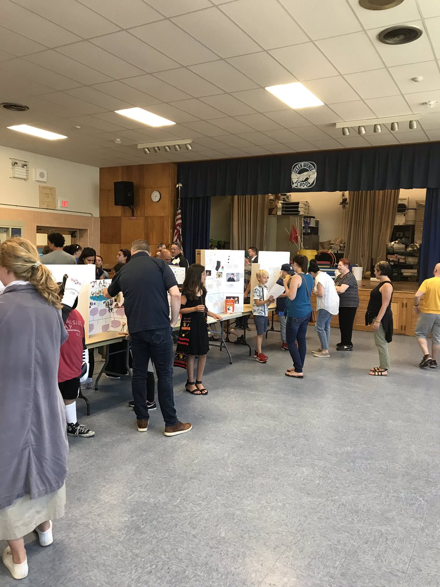 OAS_MrsLuther's tweet photo. Third Grade Living Wax Museum @OceanAveSchool was a huge success! What an amazing way to wrap up the year! #MTPSPide #OASPride https://t.co/9jap9i9oer