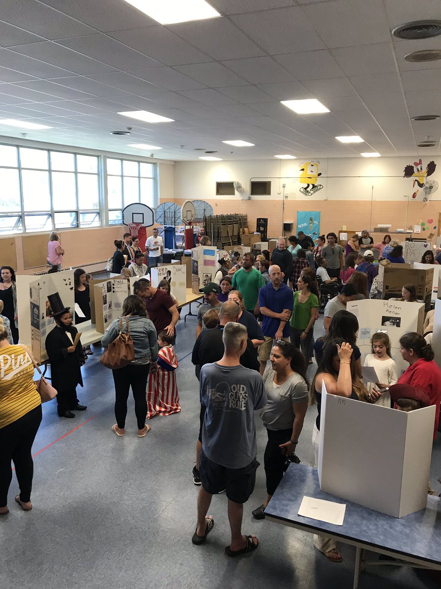 OAS_MrsLuther's tweet photo. Third Grade Living Wax Museum @OceanAveSchool was a huge success! What an amazing way to wrap up the year! #MTPSPide #OASPride https://t.co/9jap9i9oer
