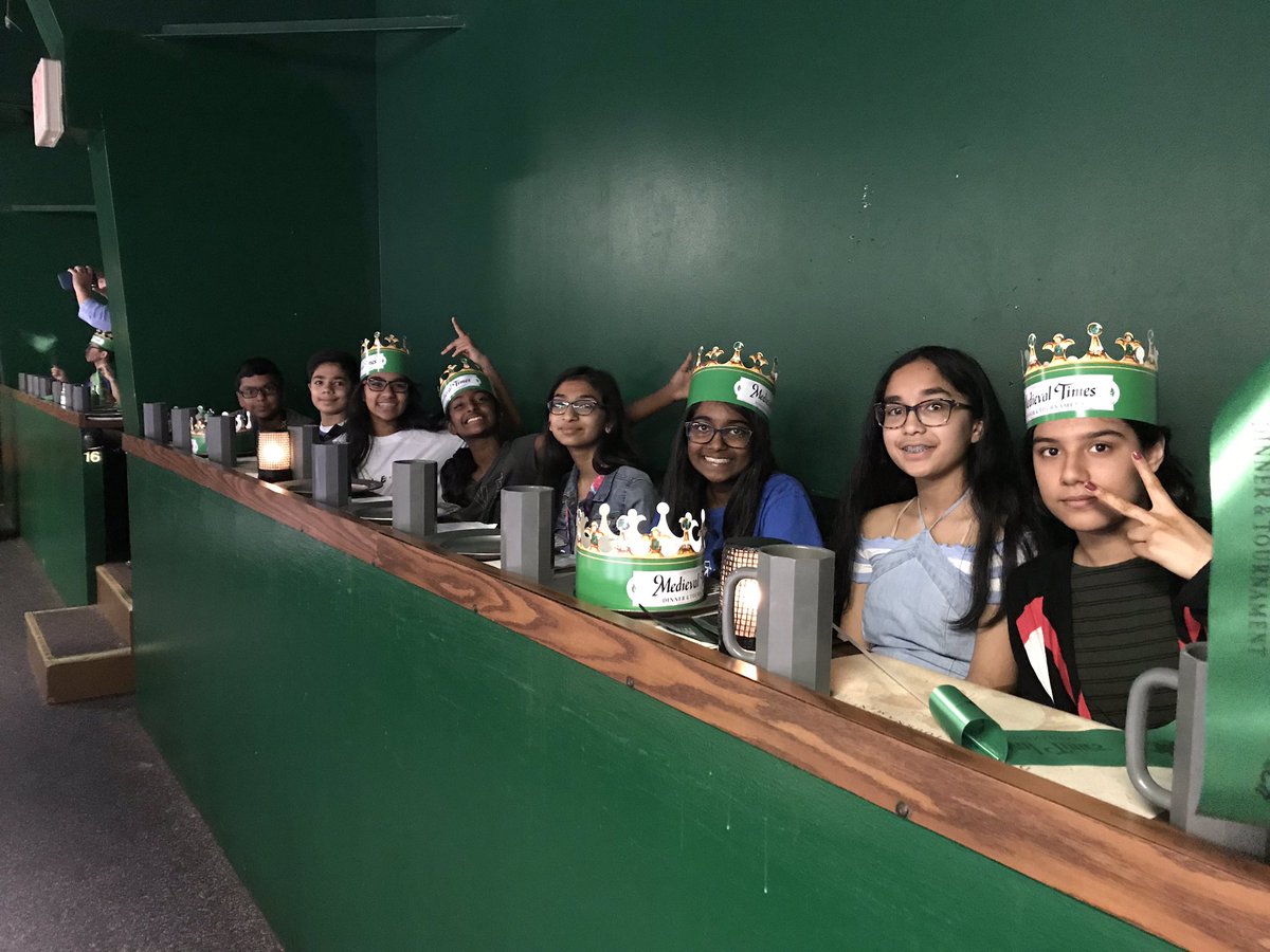 MrsVesuvio's tweet photo. Lots of fun today @MedievalTimes 🏰 these kids were so respectful and made the trip even better! Demonstrating respect, responsibility, and excellence both in and outside of school 🏫🤗 #edisonk12 https://t.co/qqZWgx8nWB