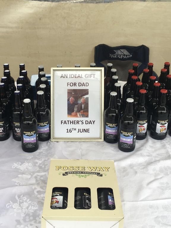 FosseWayBrewery's tweet photo. Good evening #BigBanburyhour &amp; #Warwickhour. You can still snag a Father’s Day gift pack for just £10,  amazing local craft beers. https://t.co/mAypEx8s0P