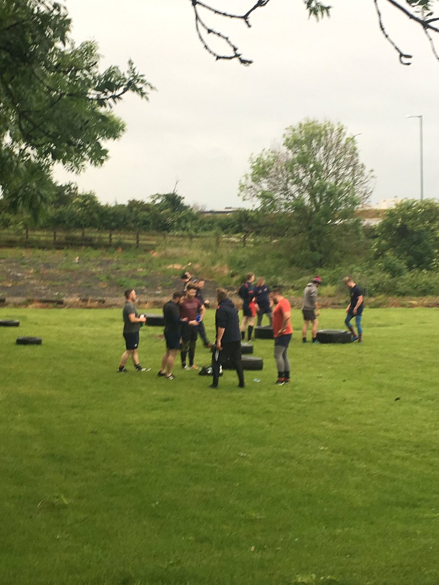 Miserable night and the boys come out in force great effort. #rugby #rugbyclub #rugbyunion #rugbylife #rugbyplayer #rugbyman #rugbymen #rugbyteam #rugbytraining #desire #rugbytackle #rugbystyle  #rugbyxv #rugbyislife #commitment #midlandsrugby #strength #skills