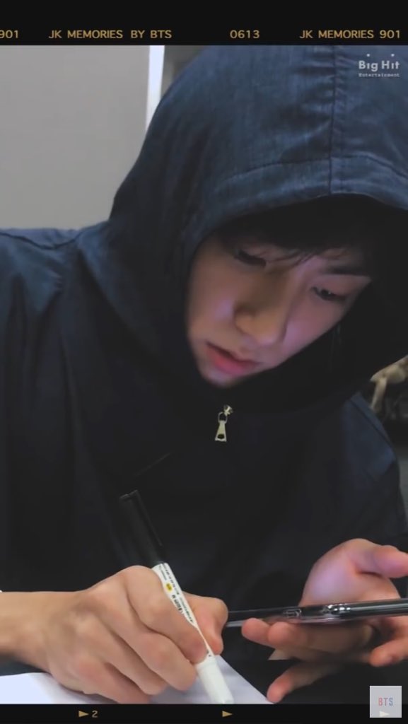 3dollarlmen's tweet photo. #Euphoria #2019BTSFESTA #JeonJungkook #BTS 🔒📲 https://t.co/iclW92tAzO