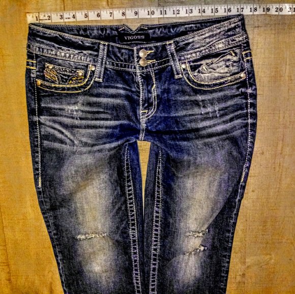 So good I had to share! Check out all the items I'm loving on <a href="/Poshmarkapp/">Poshmark</a> #poshmark #fashion #style #shopmycloset #bananarepublic #joesjeans #vigoss: posh.mk/niohV5mnrX