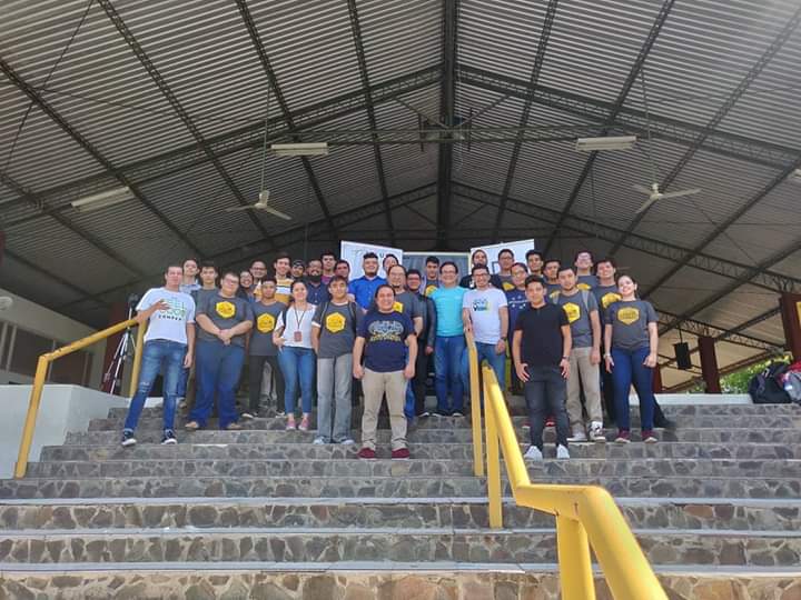 NodeSchoolSM's tweet image. ¡Un primer #CODEVENT para el recuerdo!

Queremos darles las gracias a todos los que hicieron posible esta primera edición, @HorchataJS,  @SPOTCloud_  y la @UGB_SV por el apoyo brindado y a todos lo que asistieron y fueron parte de esta primera edición.