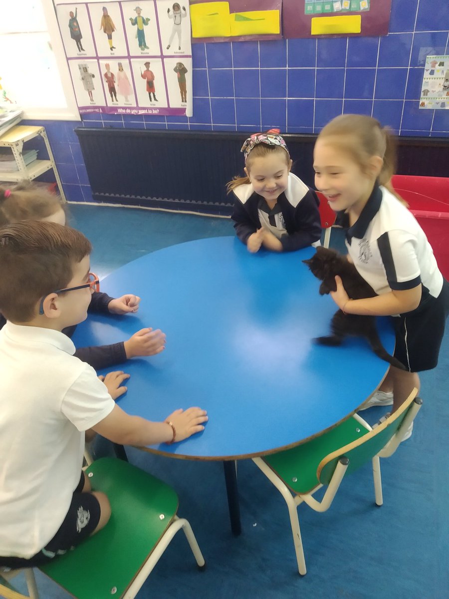 csabea1's tweet image. ¡Hoy hemos tenido una visita que nos ha encantado! &amp;lt;3