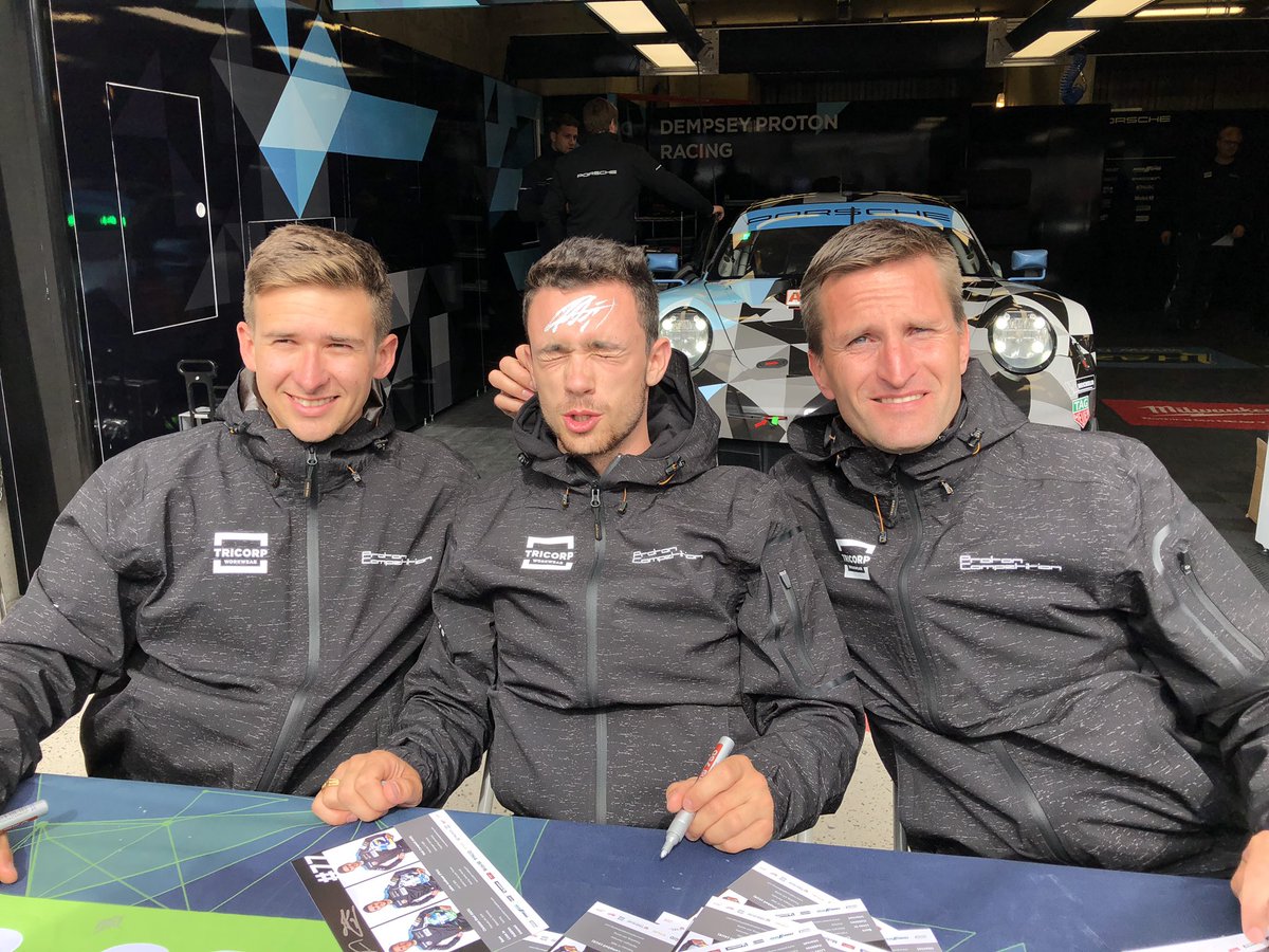 Autograph session Team #DempseyProtonRacing/ProtonCompetition ...