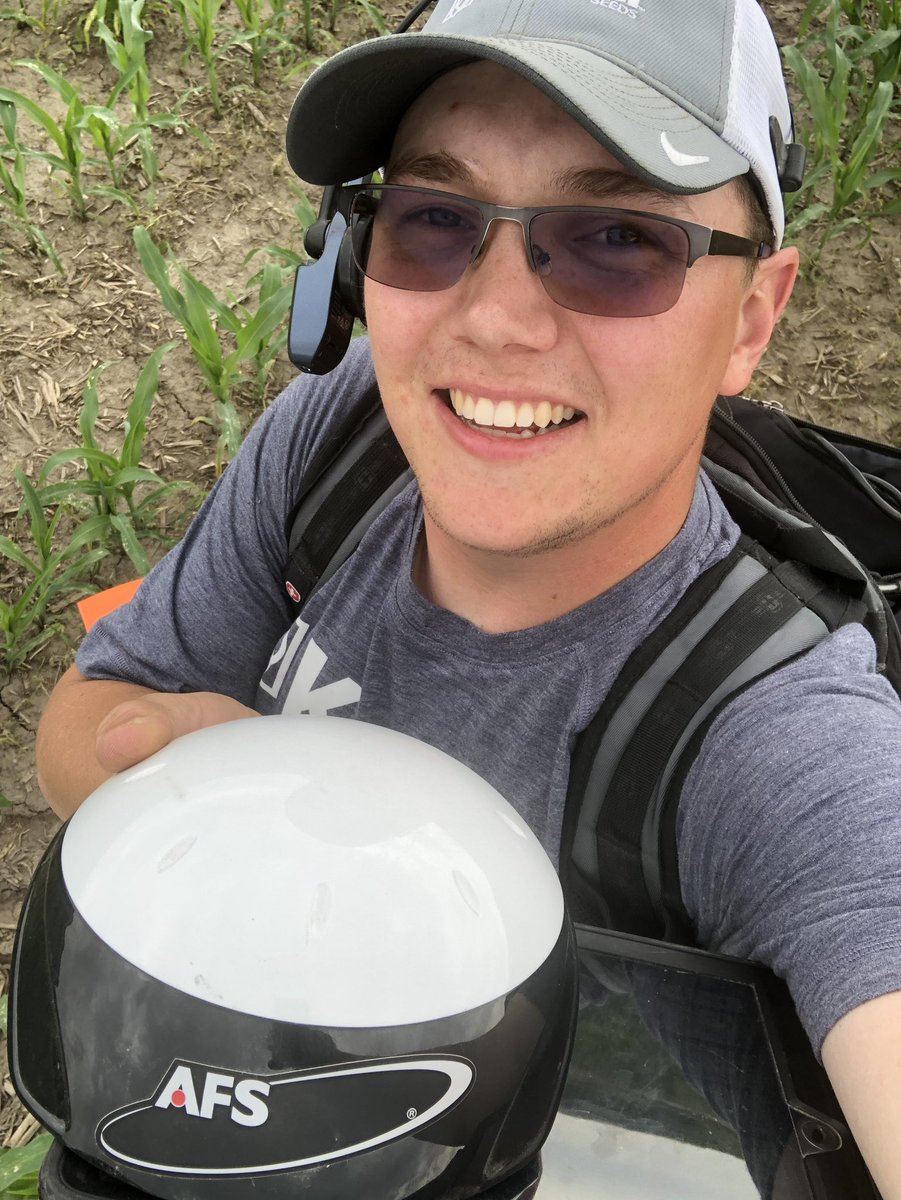 Jeremy3Walter's tweet photo. Got my backpack on, got my shoes tied tight, hope I donโt get in a fight! Oh map anything, map anything! Fired up the ol Fred Flintstone mobile to map this @Kruger_Seeds #SmartStax #Corn #Plot with @FieldView #GetYourStepsIn #MapAnything #ItsJustThatEasy https://t.co/3Aan4134P6