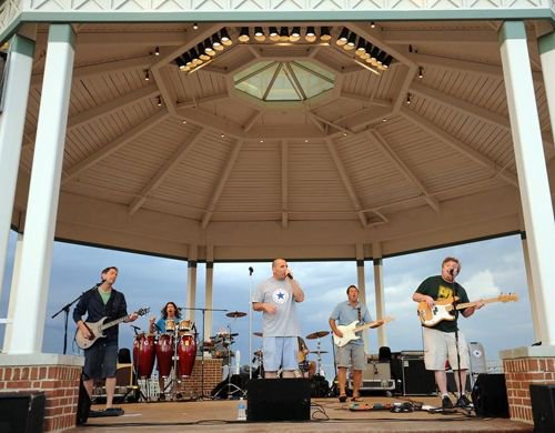seaboardhotels's tweet photo. We're excited for the 2019 Rehoboth Beach Bandstand entertainment line up! Check it out here... https://t.co/ofsl0aRTuC https://t.co/yKEQSq52al