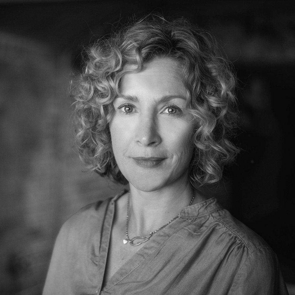 Photography_SG's tweet photo. Not everyone suits black and white but I think Sarah looks fabulous #headshots #blackandwhite #brandingphotos #website #linkedin #socialmedia #marketing @3dchartart https://t.co/Igyu8XL4TI