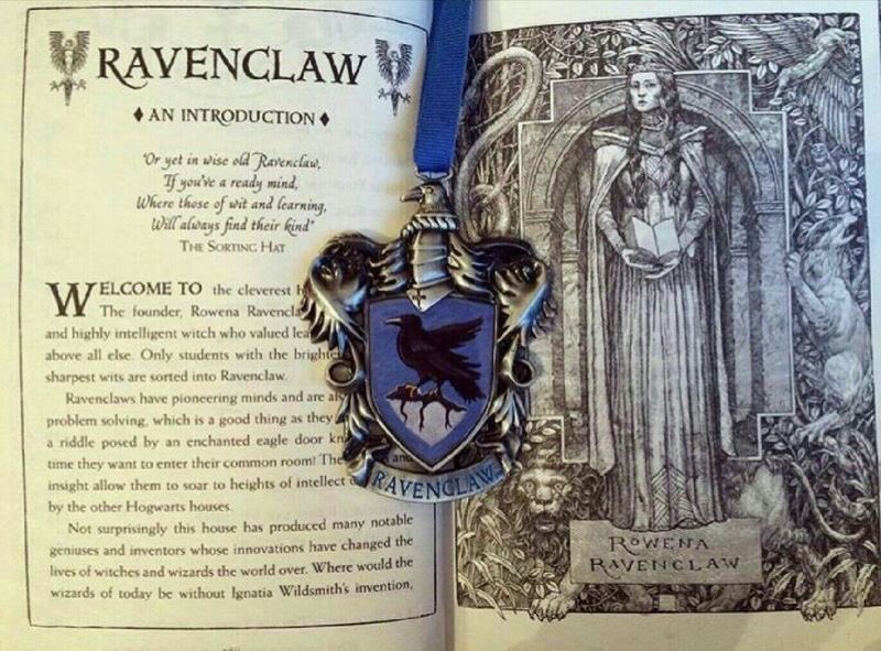 ravenclawworld's tweet image. Estés en mar o tierra no te confundas,
Porque siempre estarás con un ave,
Hasta que acabes de recorrer tu largo camino.
Siempre estarás acompañado de un gran amigo.
En la buenas y en las malas siempre contaras conmigo

¡RAVENCLAW!