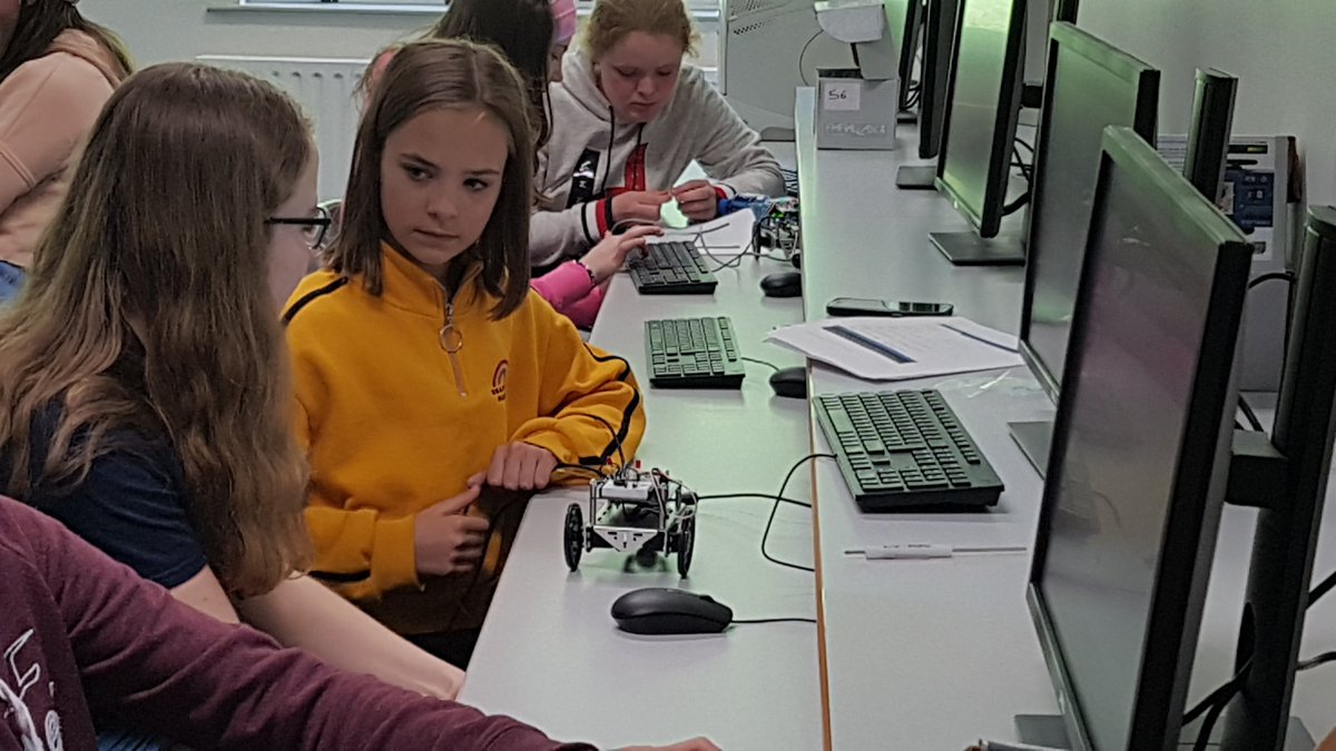 _HelenWilliams_'s tweet image. What a great group of girls! Enthusiastic, focused and lively participants in the #Coding4Girls summer camp yesterday at @TUDublin_BN with @Liberty_IT. With challenges including robotics, coding and AI, it's always an inspiration (and fun!) being involved in these events.