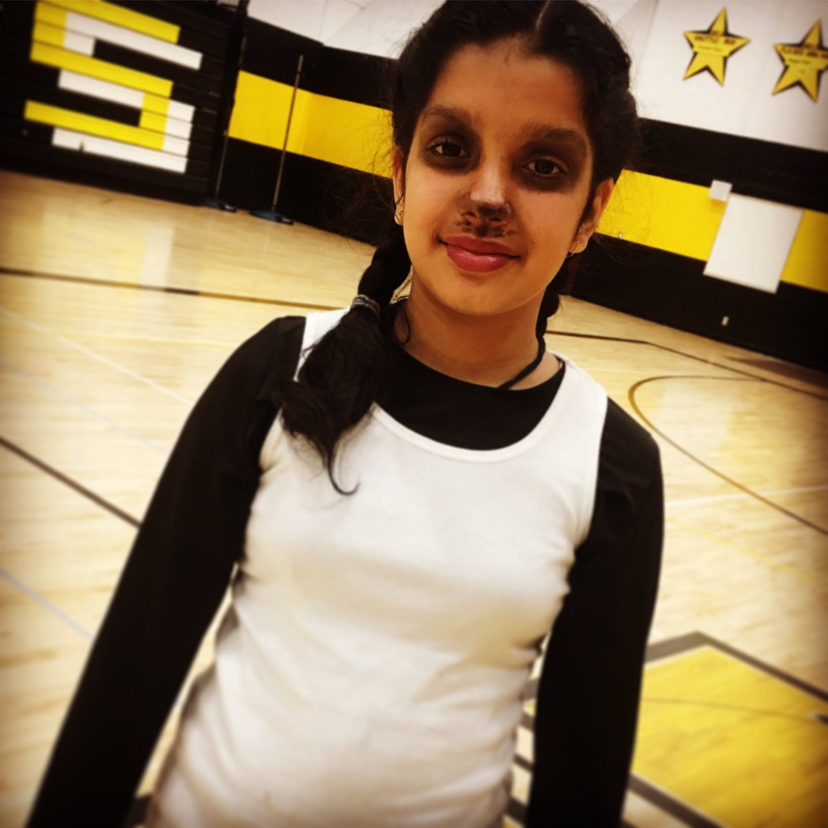 gold_attitude's tweet image. Congrats to Purva the Panda for being best dressed in our Animal Theme today!! #pandagold 💛🖤🐼