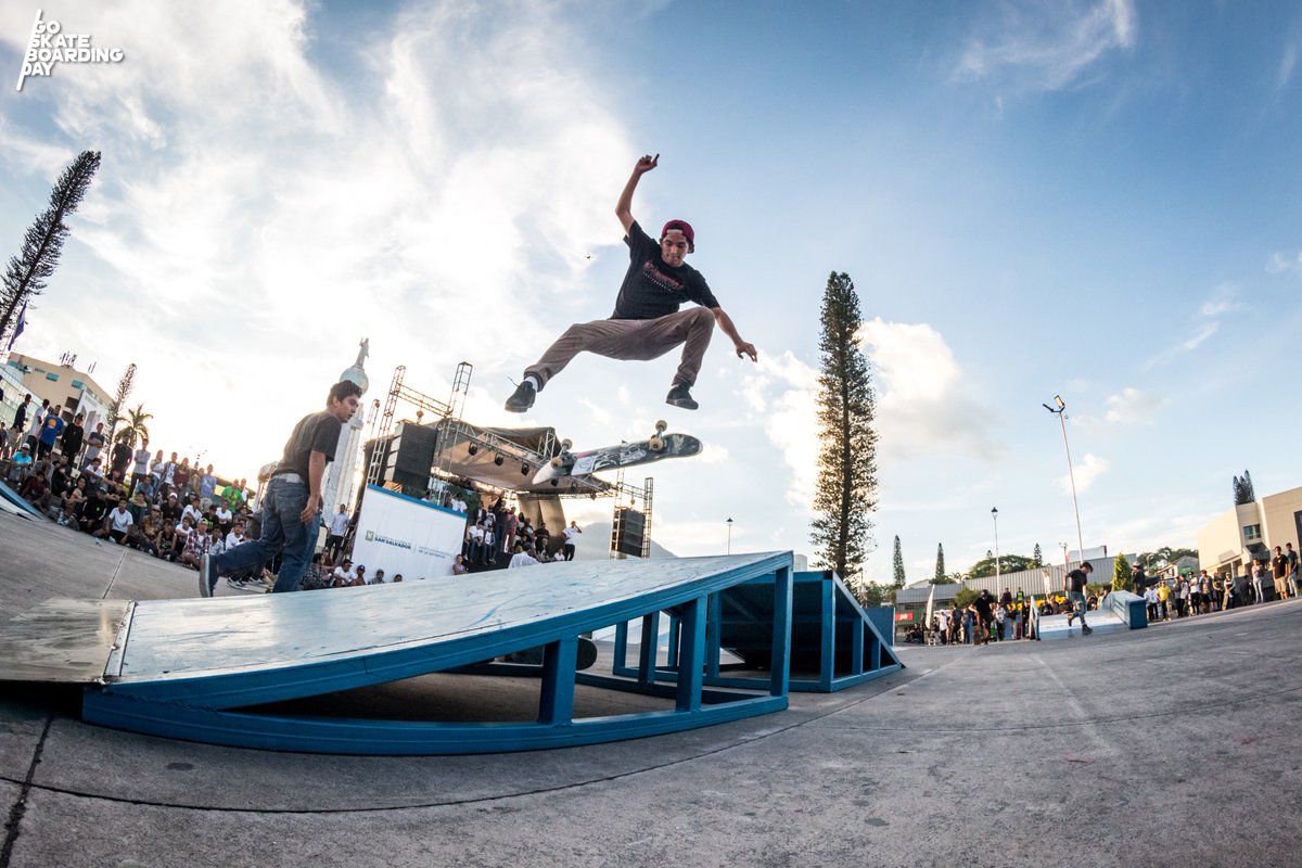 asoskatesv's tweet photo. ASOSKATESV es una Asociación de patinadores salvadoreños con la misión de promover el skateboarding como herramienta de desarrollo personal y prevención de violencia. 
SKATEBOARDING COMO HERRAMIENTA DE PAZ!
@asoskatesv #salvalife https://t.co/9682cvlEhK