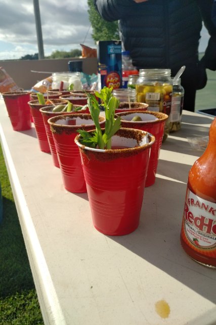 Bonnett's Energy serving Caesars on a great day at the Nanton Golf Club supporting the Shell Production Golf Tournament! Awesome day had by all! #deliverywellahead #bonnettsenergy