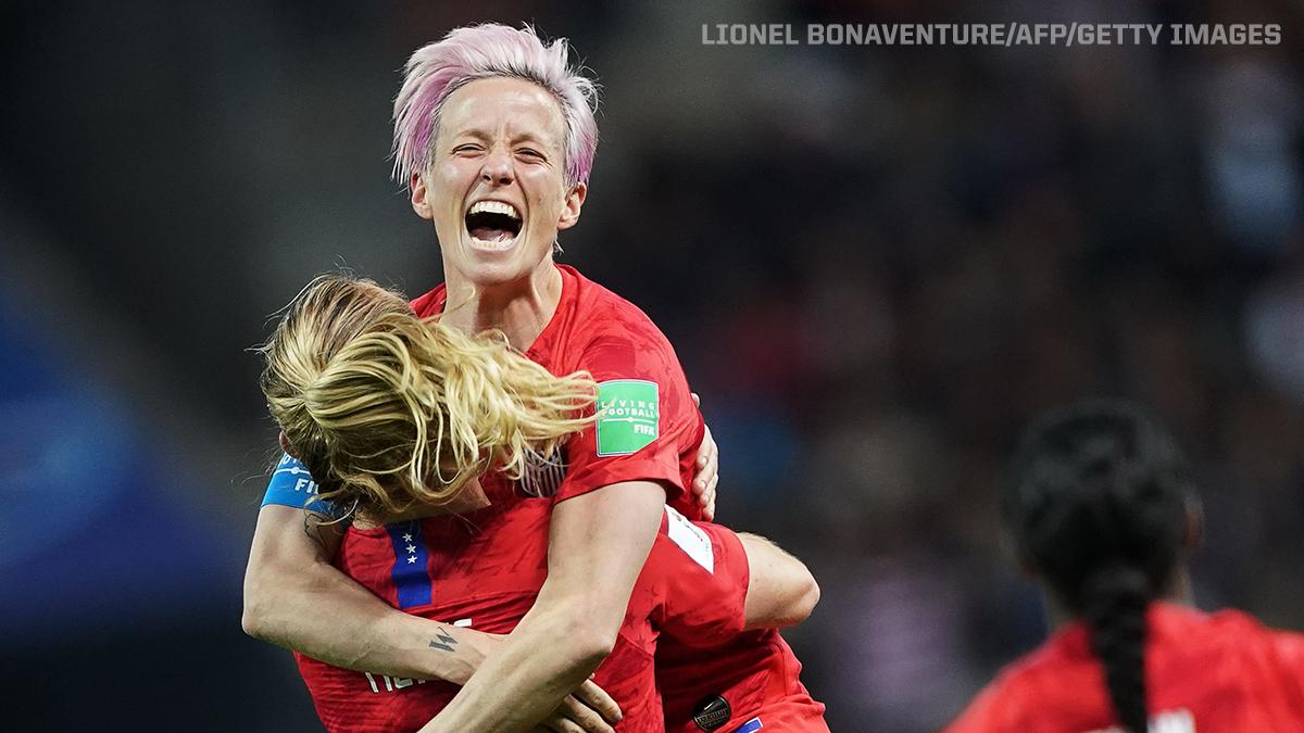 Morgan 
Lavelle 
Horan 
Mewis
Morgan
Mewis
Lavelle
Morgan
Rapinoe
Morgan
Pugh
Morgan
Lloyd

The #USWNT wins its World Cup opener 13-0.