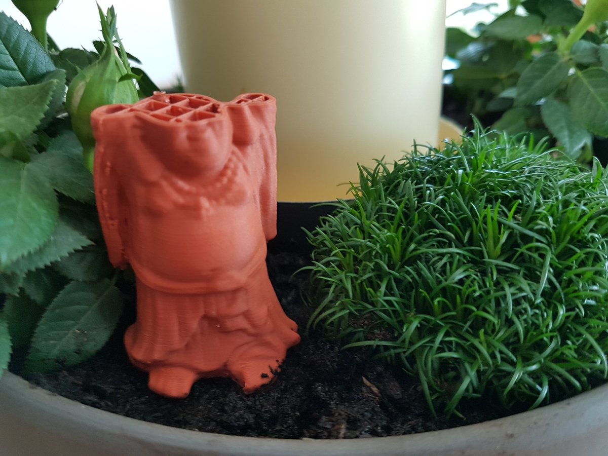 jtronics2's tweet photo. 😱Tinkergnome firmware stopped printing after 4h😭Now it's a headless #Buddha 😎 made of #terracotta #filament
.
#jtronics #3dprinting #3dprint #3ddruck #thingalert #thingiverse #ultimaker #3dprinted #cults3d #myminifactory #pla #cura #maker #ender3 #tinkergnome #stonefilament https://t.co/miGVBeYofS