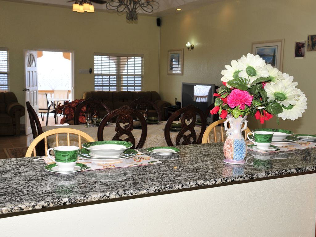 HeightsSea's tweet image. Each room has balconies and varandahs with view of the Jamaican countryside and the beautiful Caribbean Sea.