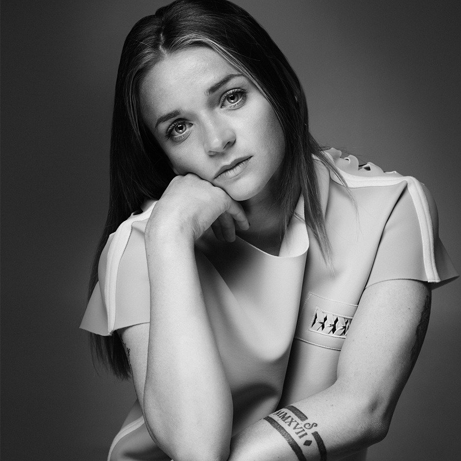 ⚽️ S U R F A C E tweet media