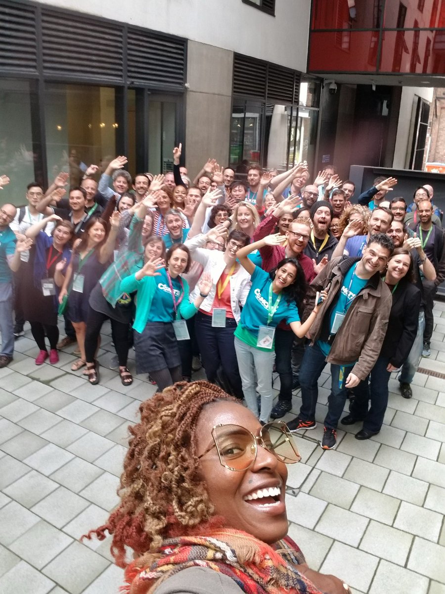 thecarpentries's tweet photo. Hello to everyone at Carpentry Connect in Manchester 👋 #Ccmcr19 https://t.co/VsI9BJQQ0D