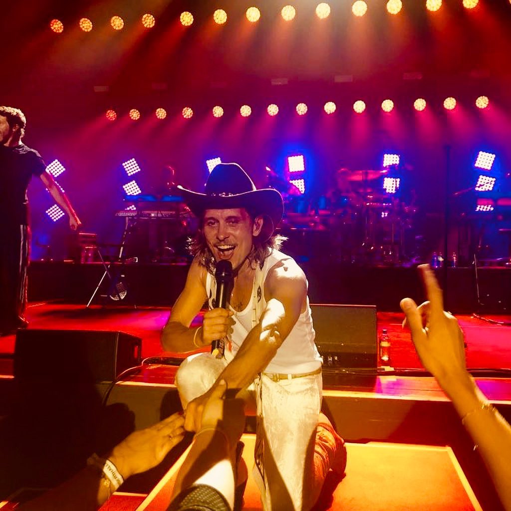 OfficialMarkO's tweet image. Frankfurt last night and Germany forever, we cannot thank you enough!!!! Had an amazing time!!!!
Love ya’ ❤️🙏🏿🌈🔥😎🔥🎤🕺🏼🇩🇪🚀☠️#tt30 #odyssey #greatesthitslive #thankyou #germany