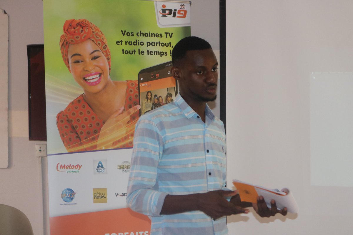 CodOnEvent's tweet photo. Instant partage d'expériences avec M. Eric
#camp_on #mobile #ipi9 #cod_on https://t.co/bRXnLWigpY