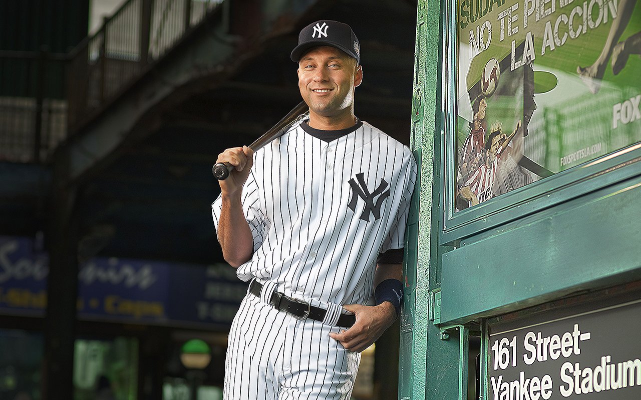 HAPPY BIRTHDAY TO THE CAPTAIN, DEREK JETER! WE LOVE YOU MAN! What\s your favorite Jeter memory?   