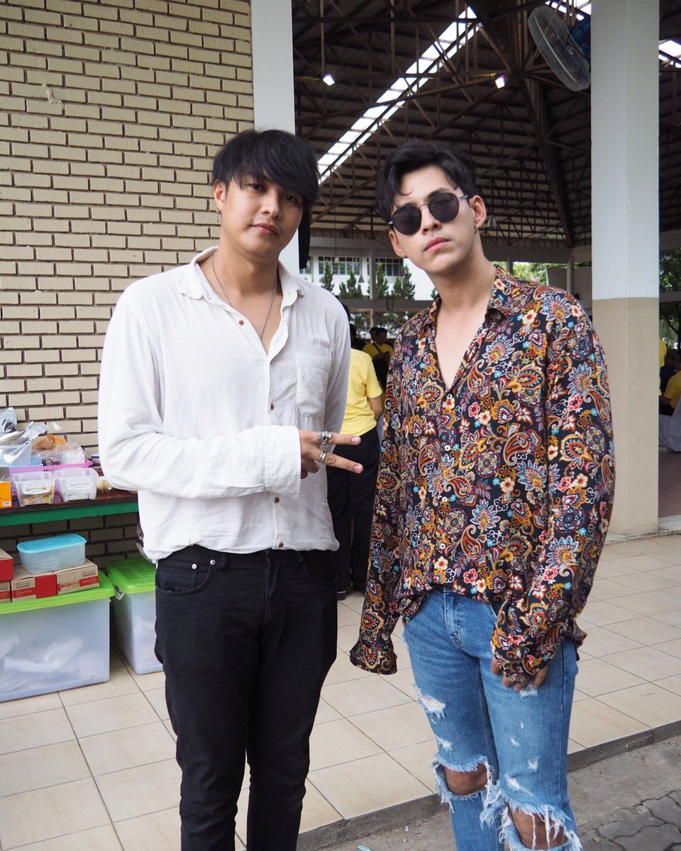 Maxaf12official's tweet photo. แม็กซ์ มาริว ก่อนร่วมร้องเพลงในงานวันต่อต้านยาเสพติดโลก ที่วิทยาลัยเทคโนโลยีโปลิเทคนิคลานนาเชียงใหม่
#maxapisorn #maxaf12 #af12 #มาริวกิ้ว https://t.co/QRRIs8Hrg7