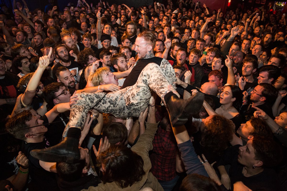 In this episode @NiciEberlPhoto talks about how she kept watching the photographers in the photo pit and dreamed of being one of them. Now she is. Listen here: htbarp.com/nicieberl #concertphotography #htbarp @AudioloveOfcl