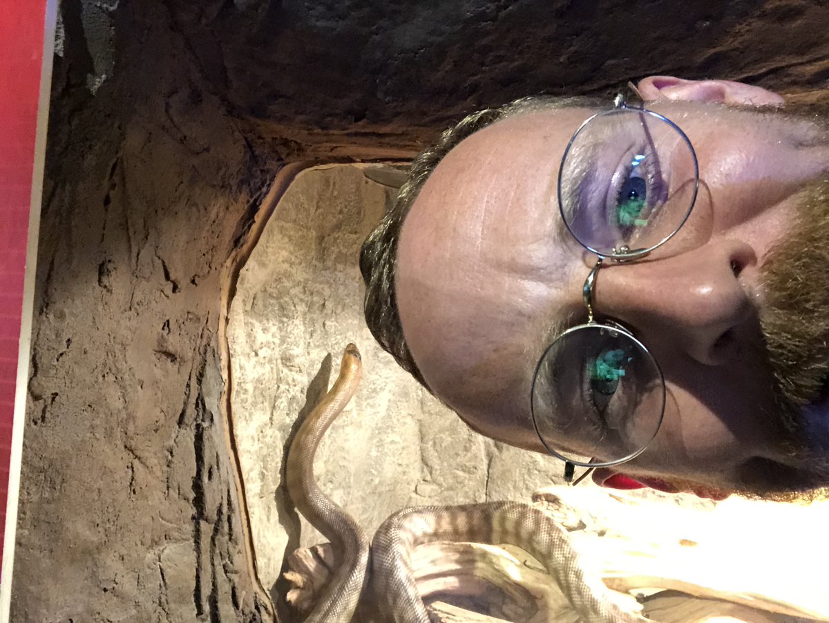 cwcuming's tweet photo. #imug2019 aquarium fun! https://t.co/TL5TJTSgez