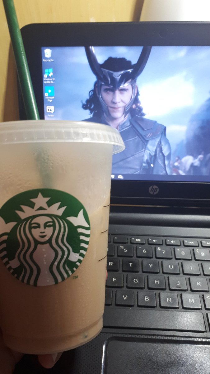 ☕ cheap &amp; homemade s*bux drink with easy-to-find ingredients ☕

A Thread. 💫