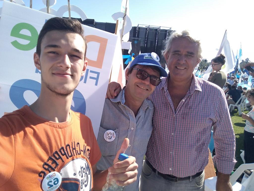 martinrjmonico's tweet photo. #Estamospreparados. #Dsle @LuisLacallePou @PajaroEnciso https://t.co/QPr0hy1OaS