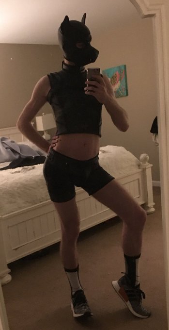 I&rsquo;m so sorry for my atrocious photo quality I need a photographer with any decent camera AHHH. Oh well<a href="/tag/frolic"class="tags"><span>#frolic</span></a>