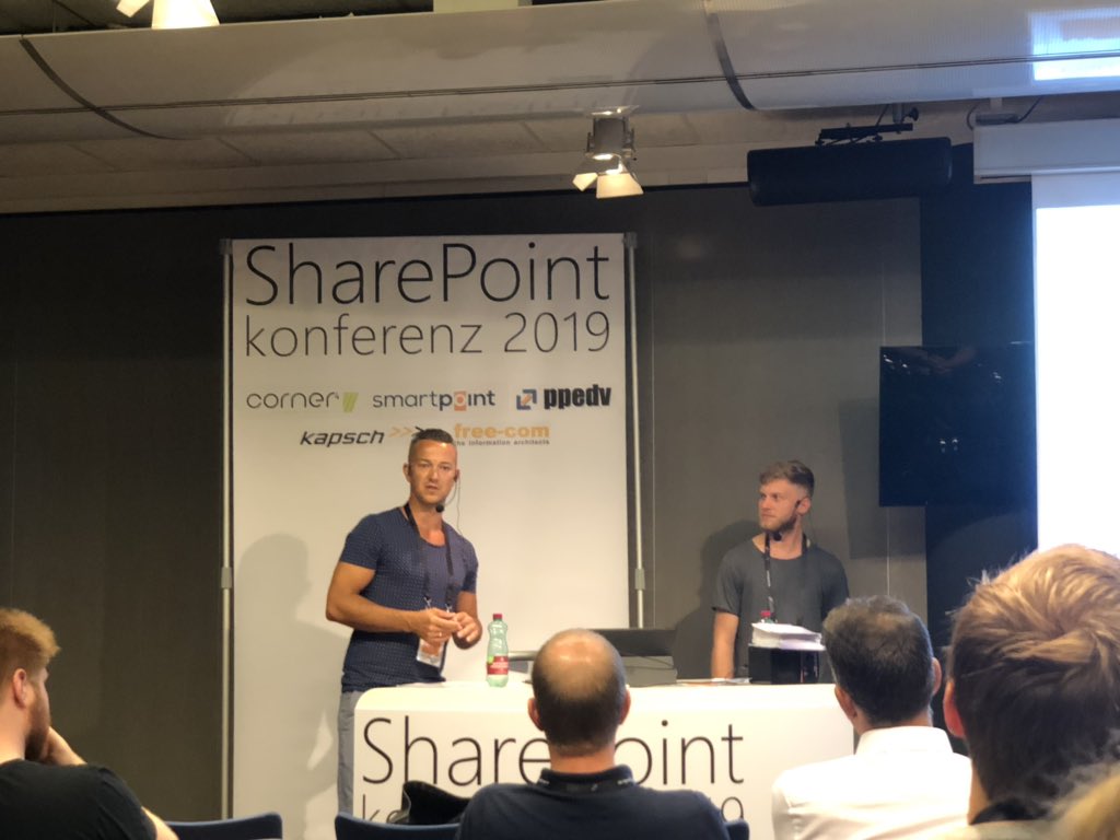 HansBrender's tweet image. #useradoption #itacs Mitarbeiter on Stage #SPKonfAT Wien