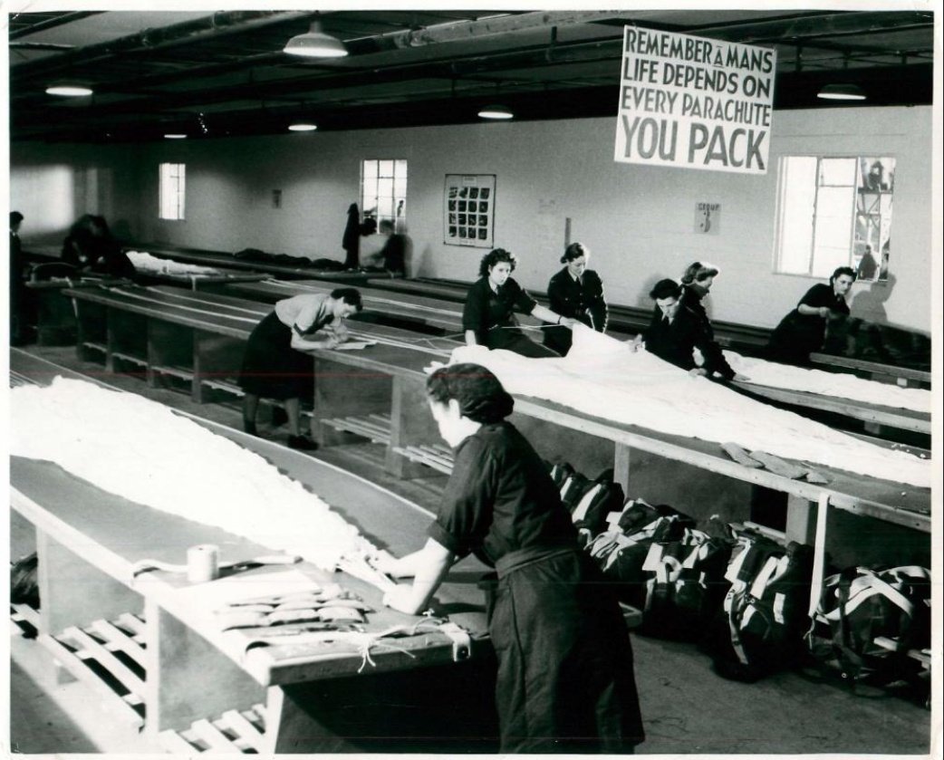 Extra pay, smocks, lightweight equipment, helmets, gloves, specialist parachute packers and the specialist aircraft (Dakota) were all subjects he addressed and championed with the War Office, against fierce opposition from both Army & RAF over scarce resources.