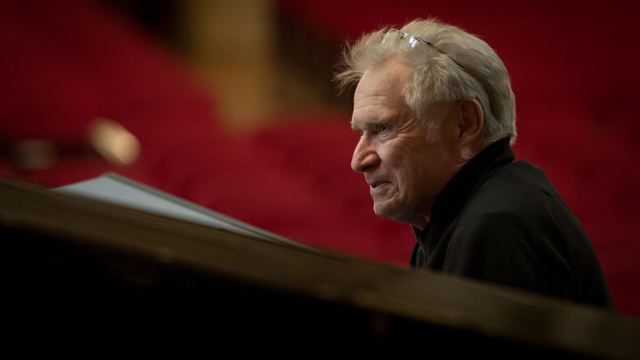 Happy Birthday  Dave Grusin
1934 6 26               85  Ariana Grande
1993 6 26               26 