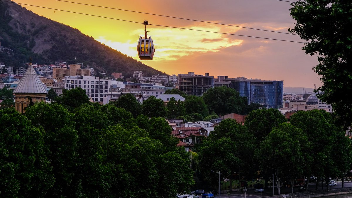 UNWTO's tweet photo. Our #UNWTOMember #Georgia🇬🇪 is investing in #AccesibleTourism!

A training course focussed on services for persons with disabilities has been launched in 15 towns to train 1,500 people by 2020.

Know an initiative like this? Share it with us by 30 June🗓️ https://t.co/Xlgq7ewOzL https://t.co/EoxmAvTa3L