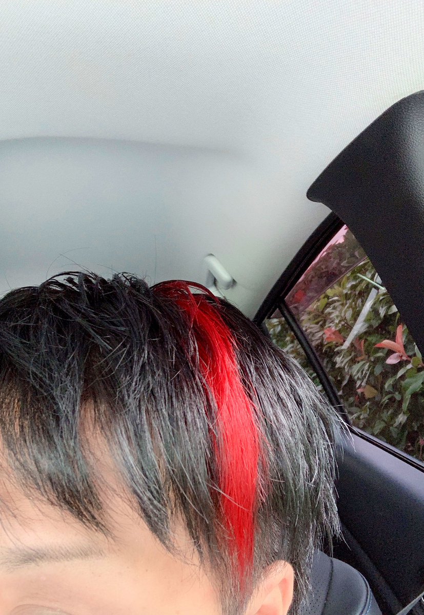 ゆっぴー Na Twitteri はい 蘭ちゃんヘアにしましたwww 位置ちょっとミスりましたが 途中あいだが黒くなってるところも完璧や 笑笑 とりあえず1年間この髪型でいくwww 美竹蘭 反骨の赤メッシュ ゆっぴー Na Twitteri はい 蘭ちゃんヘアにしましたwww 位置ちょっとミスりましたが 途中あいだが黒くなってるところも完璧や 笑笑 とりあえず1年間この髪型でいくwww 美竹蘭 反骨の赤メッシュ