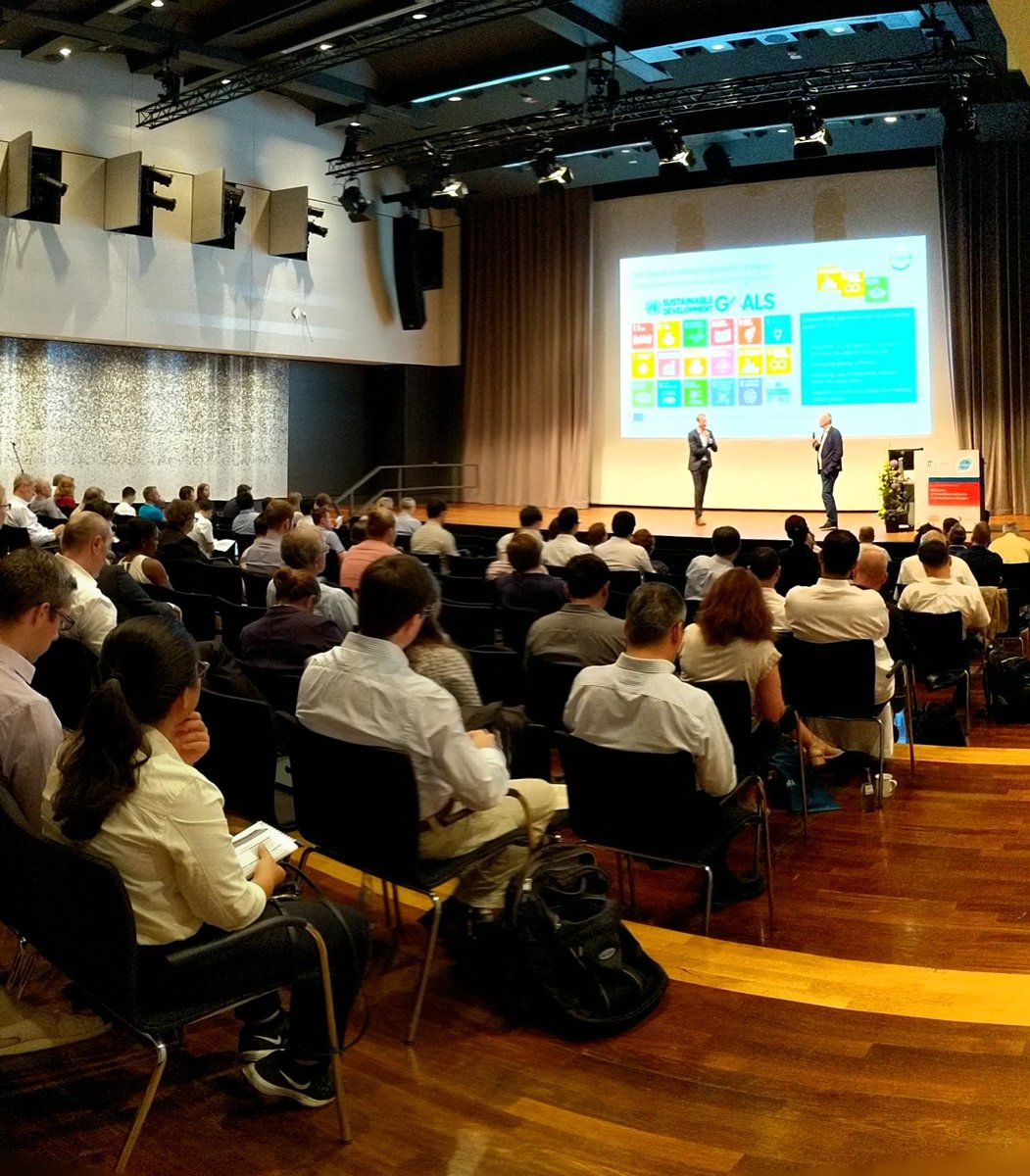'Customers demand products that are both sustainable AND  top spec' @covestro SVP Innovation Mgmt Dr. Hermann Bach to full house at #iccdu2019 in Aachen with  @DECHEMA #CO2Utilization