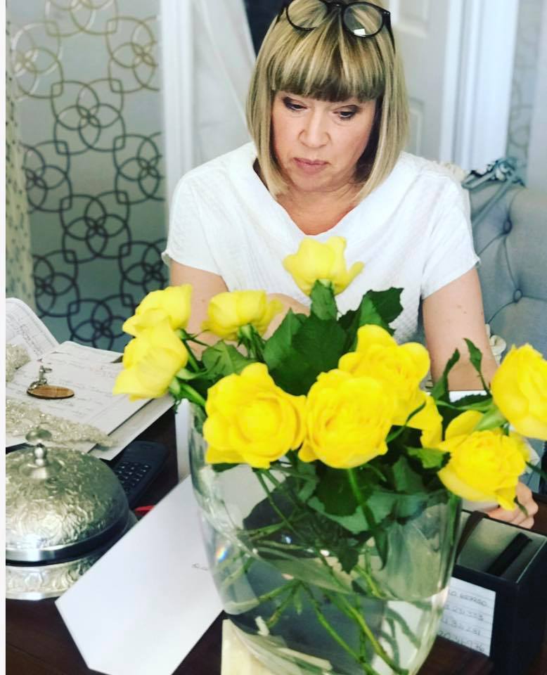 Plan ahead! 📲💗Although appointments aren't necessary, if you're wanting to try on any of our gowns we always advise you pre-book your dedicated time slot with our Bridal Expert Alison!  Call: 029 2115 7862 to confirm our current availability. We're open today from 10am - 6pm.