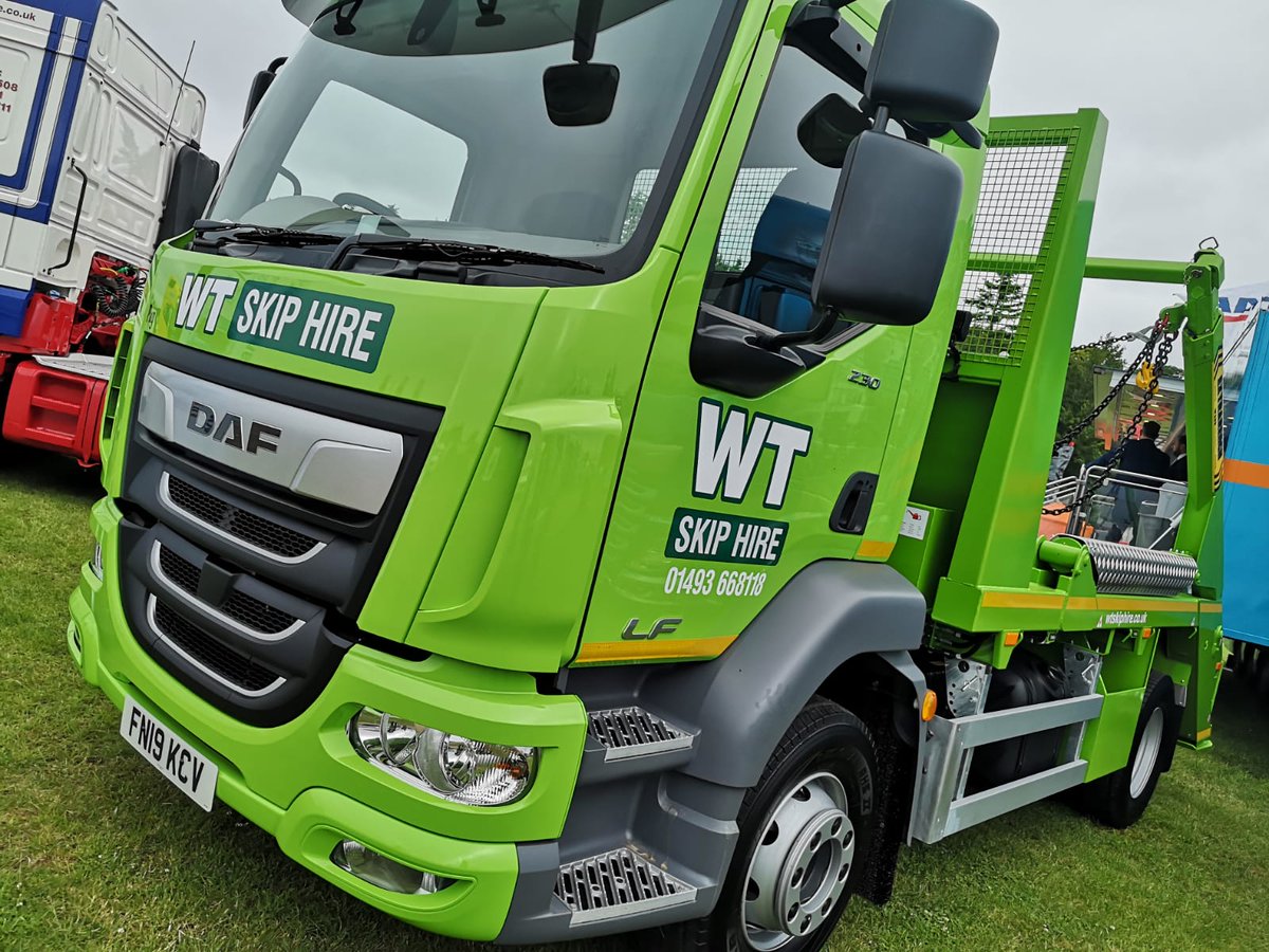 FordSlaterDAF's tweet photo. We've got some great trucks on the stand this year ๐ including a couple of first timers! @GaryGjl @Fakenhamskips #jamesgrayhaulage @WTSkipHire
#royalnorfolkshow #RNS19 #DAF https://t.co/7fzQ5qUJA1