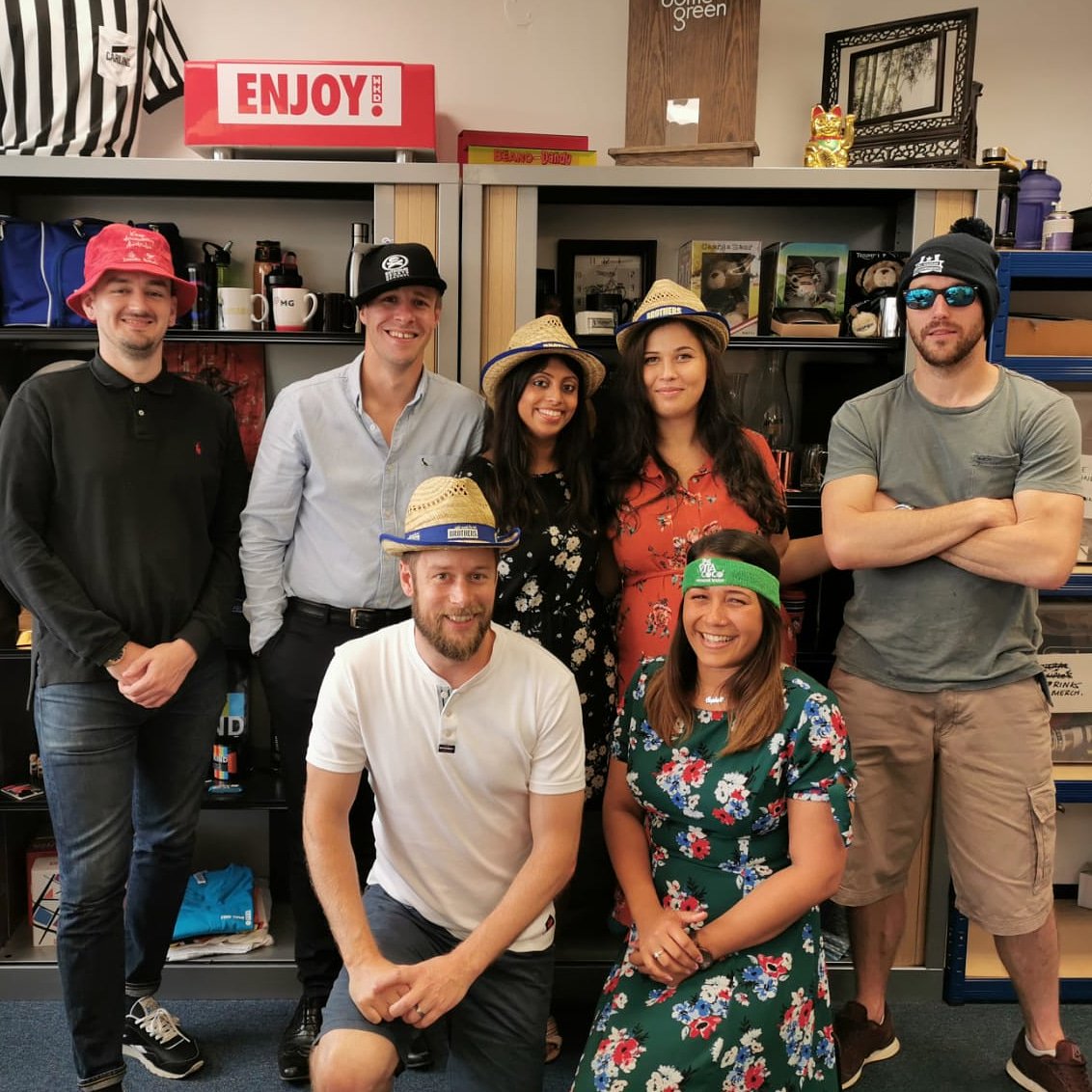 beigebell's tweet image. Headwear Wednesday - Summer is here! ☀️😎🧢👒 #beigebell #creativemerchandise #beigebellteam #summer #hats #brandedmerchandise #caps #headwearwednesday #promotionalproducts #yourbrandyourway #happy #sunny #team #bbteam