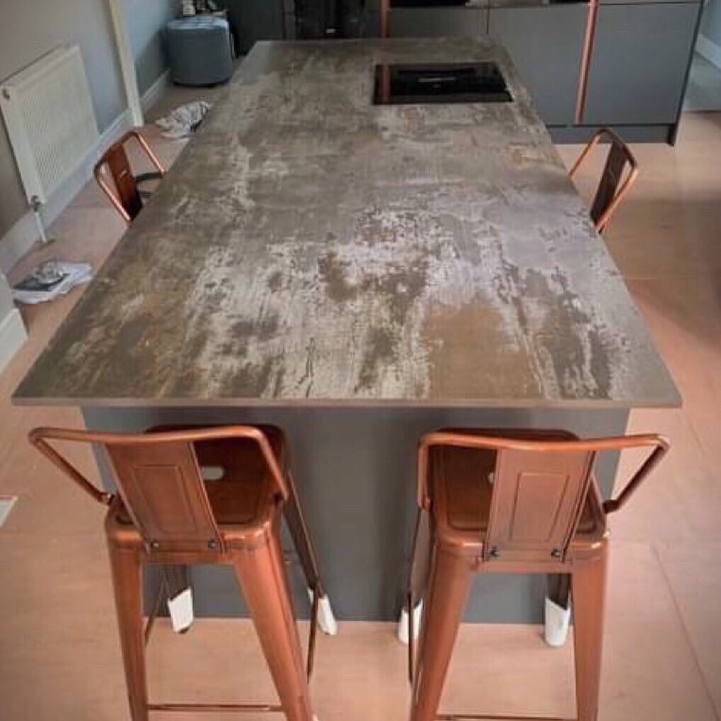 Italian_Granite's tweet photo. A recent job manufactured and installed by the team in Dekton Trilium. 
Joinery and kitchen by CG Joinery 
#dekton #kitchenideas #kitchensofinstagram #dektonbycosentino #dektontrilium #industrialdesign #worktops #barnsleyisbrill #yorkshireis https://t.co/PgF1hAxyNA