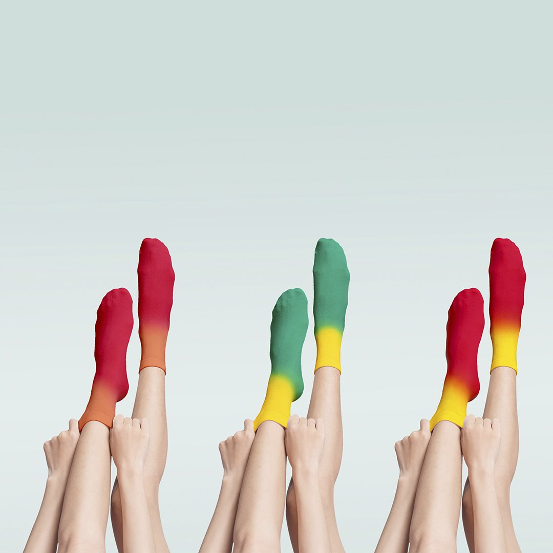 Our Cocktail Socks are BACK and BETTER THAN EVER! Meet us at the bar for your very own can... 🍸🍹

luckies.co.uk/product/sockta…