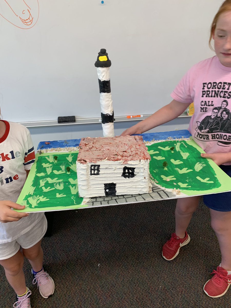 AshliHastings's tweet photo. My students’ NC Lighthouse projects were amazing!! #lpeswake #cultivatinglearning https://t.co/A4XxCbPdF2