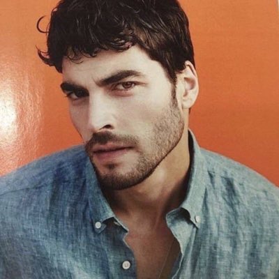 Yanık turuncu falan filan of ben çok fena düştüm bu fotoya