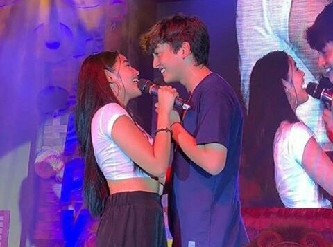 SDSword_'s tweet photo. Kakaiba yung titigan nila diba? https://t.co/ytv5HnzsHD