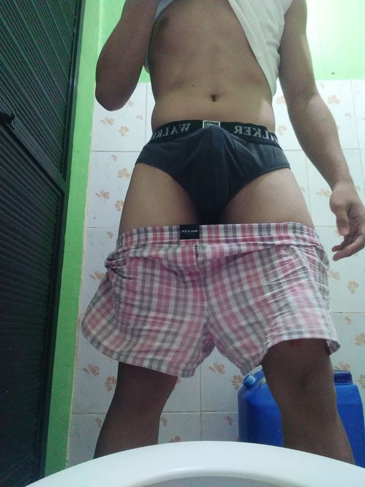 Beshy44786200's tweet photo. Game😂😂
#newbehere https://t.co/vicevbxcyv