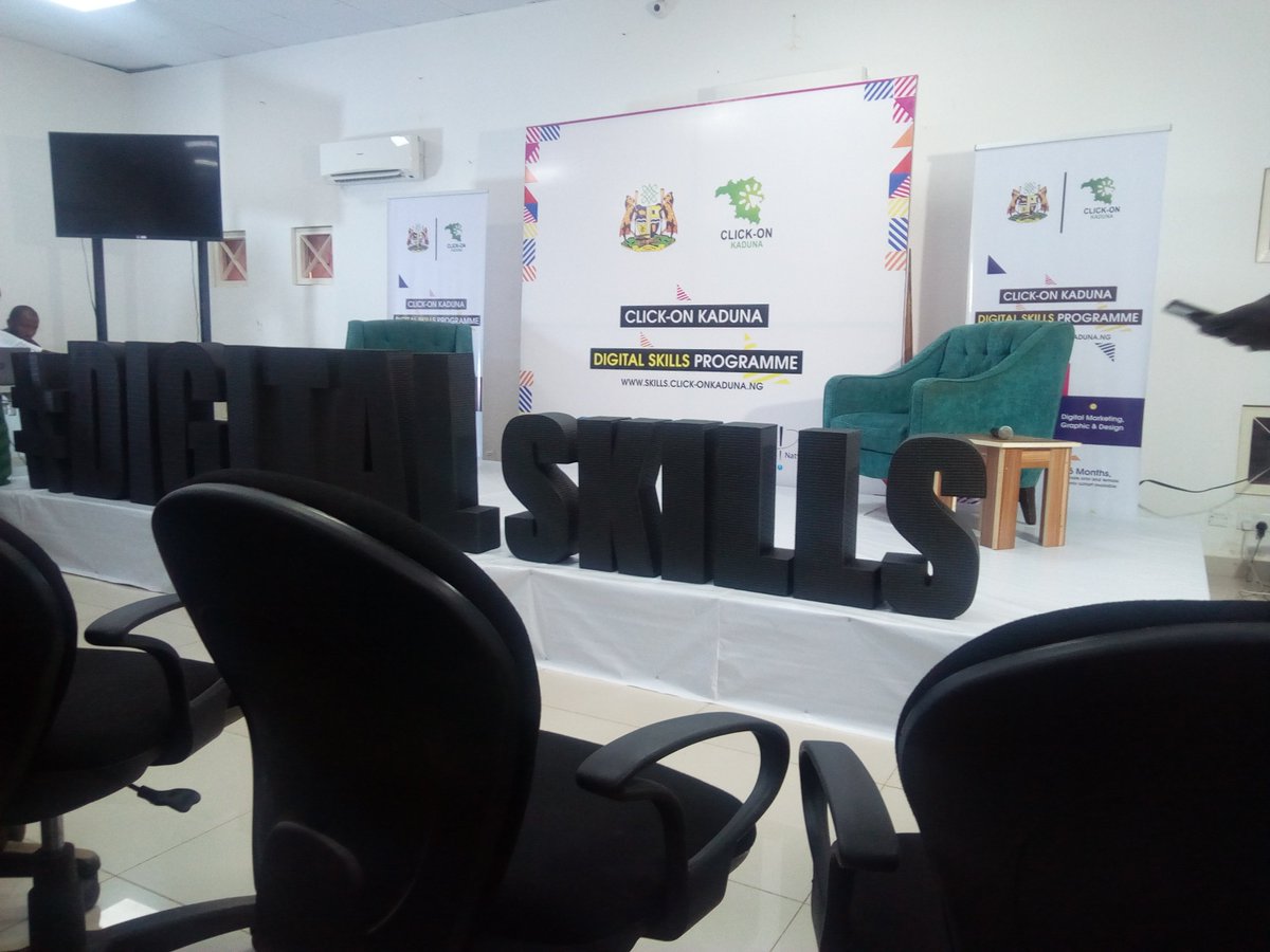 Ayeesharh18's tweet photo. Guest lecture series loading.
@ClickOnKaduna
#clickonkaduna
#digitalskills
#programmingandtech https://t.co/kigdvqIcxL