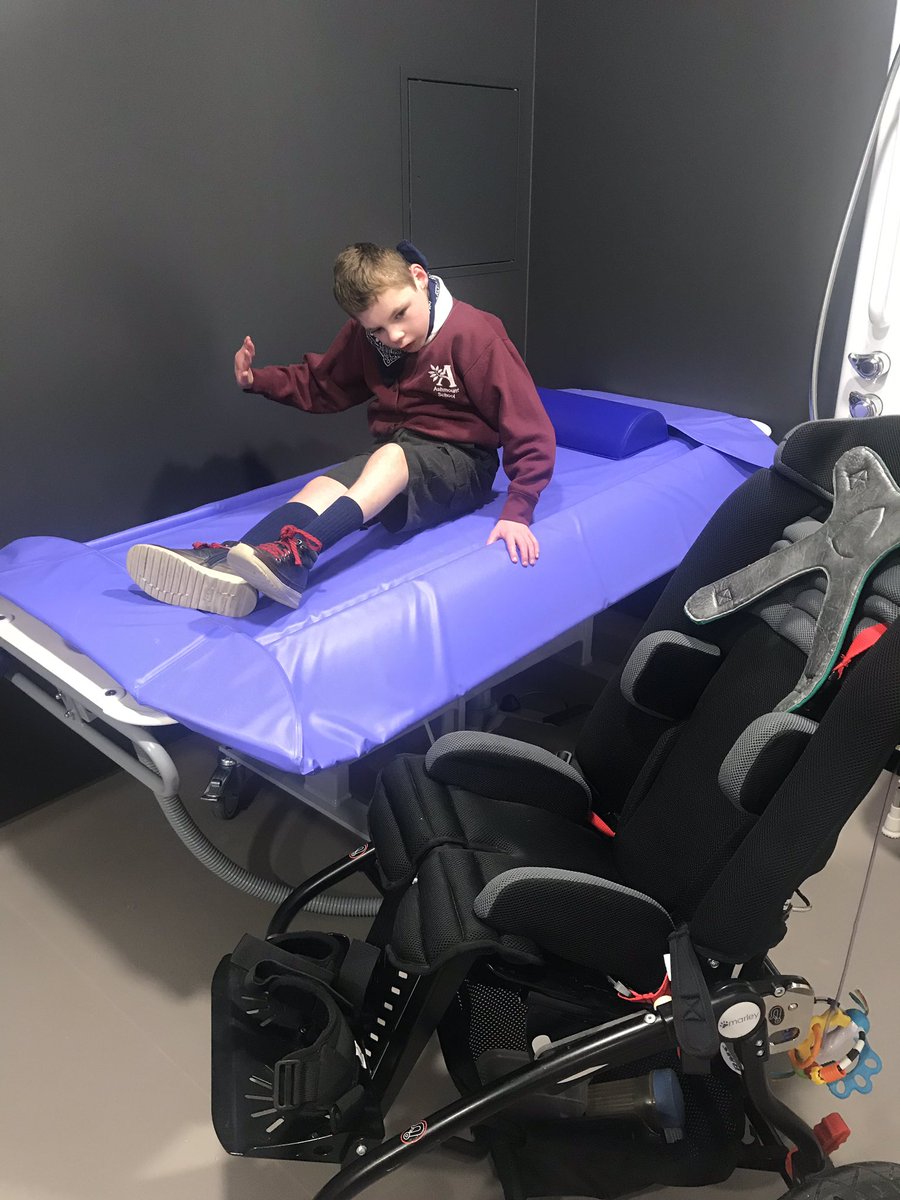 luckylinds75's tweet photo. @Leic_hospital @UHLfox @LPTnhs so pleased to see a changing places at the Leicester Royal Infirmary today ground floor balmoral building opposite the cashiers desk near max-facs and reception were so helpful getting us access with the radar key  #MakeADifference  #DignityForAll https://t.co/l0cj5H5ztn